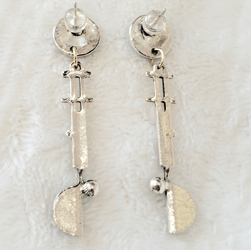 1295- Vintage Tribal Handcrafted Antique Silver Plated Earrings NWT - Picture 5 of 7